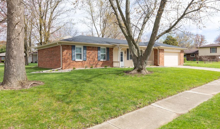 312 Buffalo Dr, Indianapolis, IN 46217 - 4 Beds, 3 Bath
