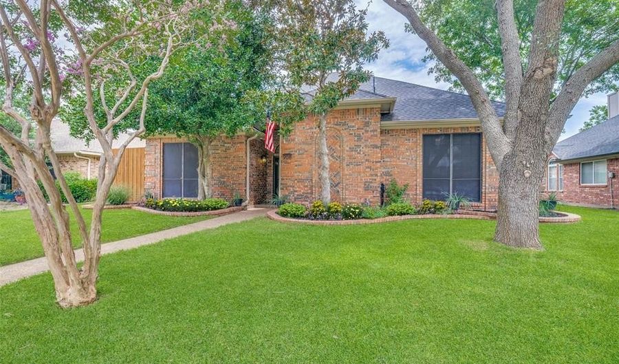 908 Country Ln, Allen, TX 75002 - 3 Beds, 2 Bath