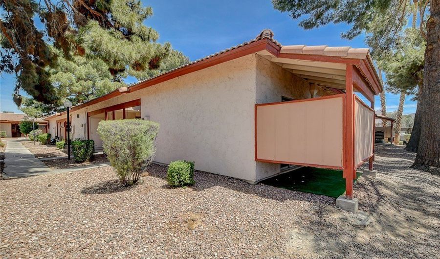 401 N Lamb Blvd H, Las Vegas, NV 89110 - 2 Beds, 2 Bath