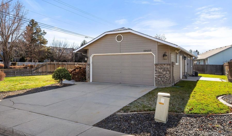 10605 W Goldenrod Ave, Boise, ID 83713 - 3 Beds, 2 Bath