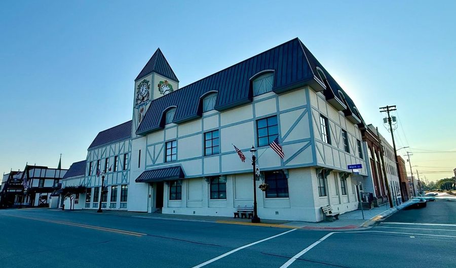 1 S Main St, Batesville, IN 47006 - 0 Beds, 0 Bath