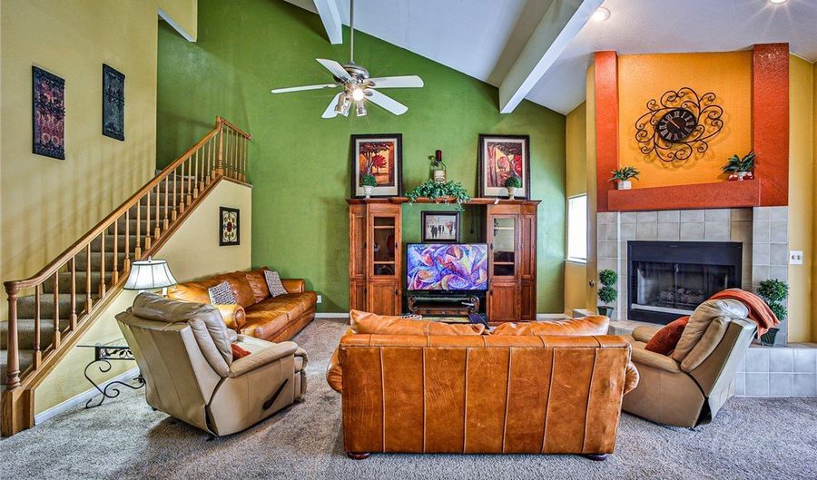 2769 Laguna Shores Ln, Las Vegas, NV 89121 - 2 Beds, 3 Bath