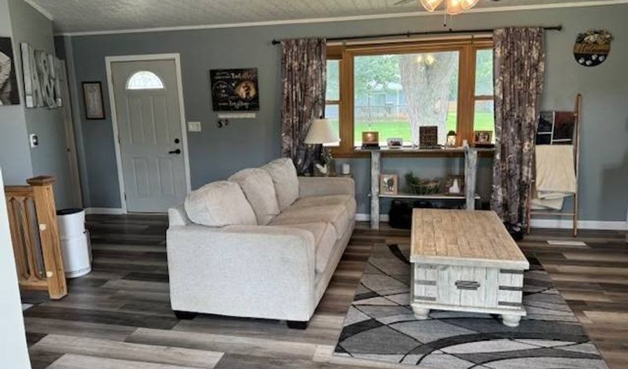 1202 22nd, Aurora, NE 68818 - 2 Beds, 1 Bath