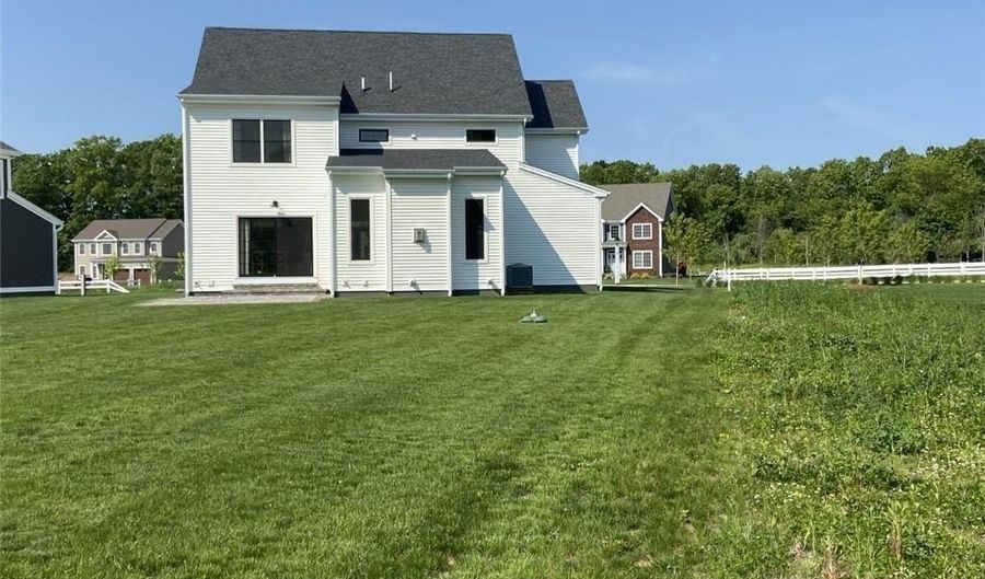 41 Primrose Ln, Cromwell, CT 06416 - 3 Beds, 3 Bath