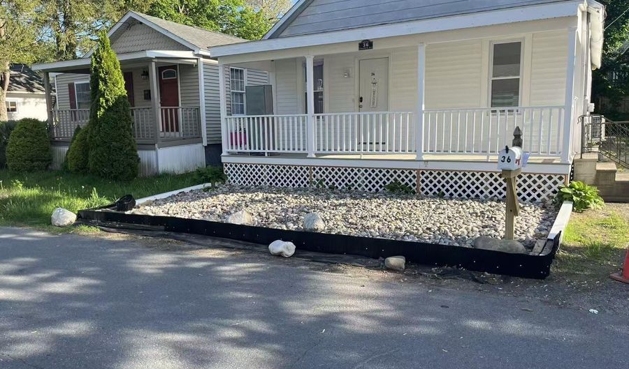 36 Edenburg Ave, Albany, NY 12203 - 3 Beds, 2 Bath