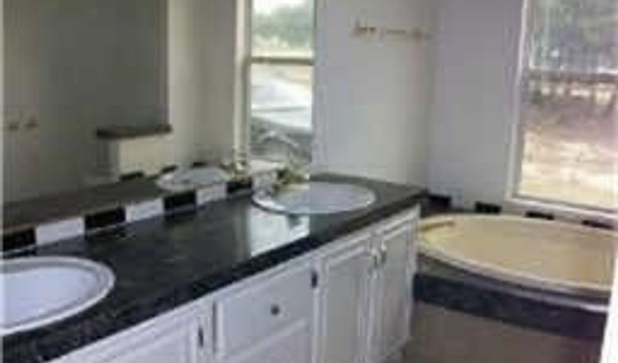 321 N Church St, Anna, TX 75409 - 3 Beds, 2 Bath
