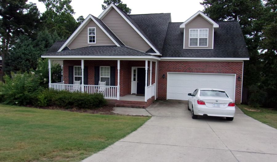 1095 Magnolia Dr, Aberdeen, NC 28315 - 4 Beds, 3 Bath