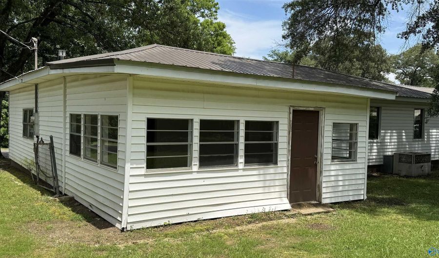 606 8th Ave SW, Attalla, AL 35954 - 3 Beds, 2 Bath