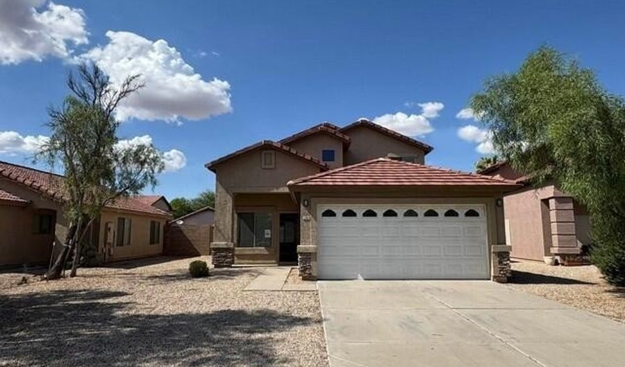1386 E 10TH St, Casa Grande, AZ 85122 - 3 Beds, 3 Bath