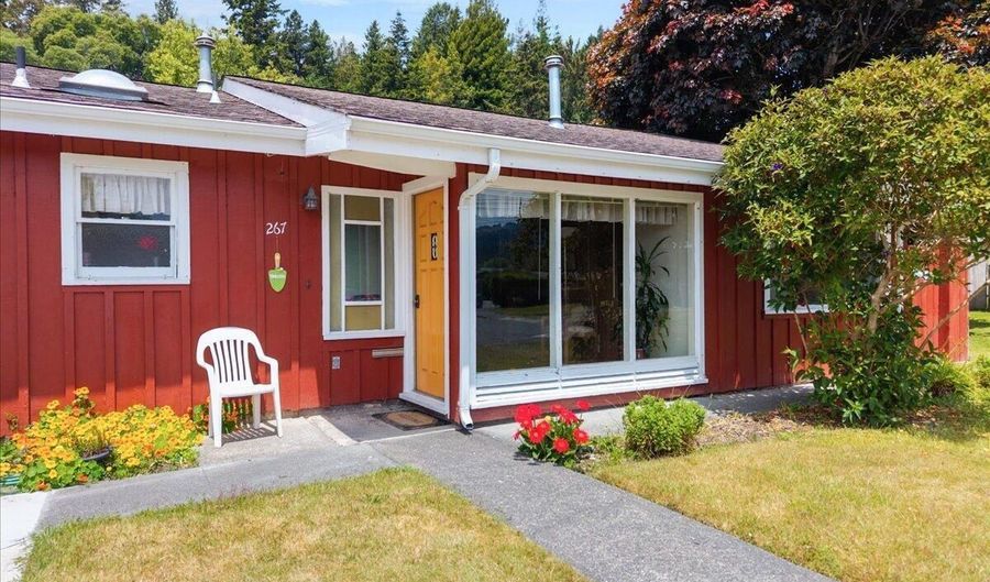267 Beverly Ct, Arcata, CA 95521 - 5 Beds, 3 Bath