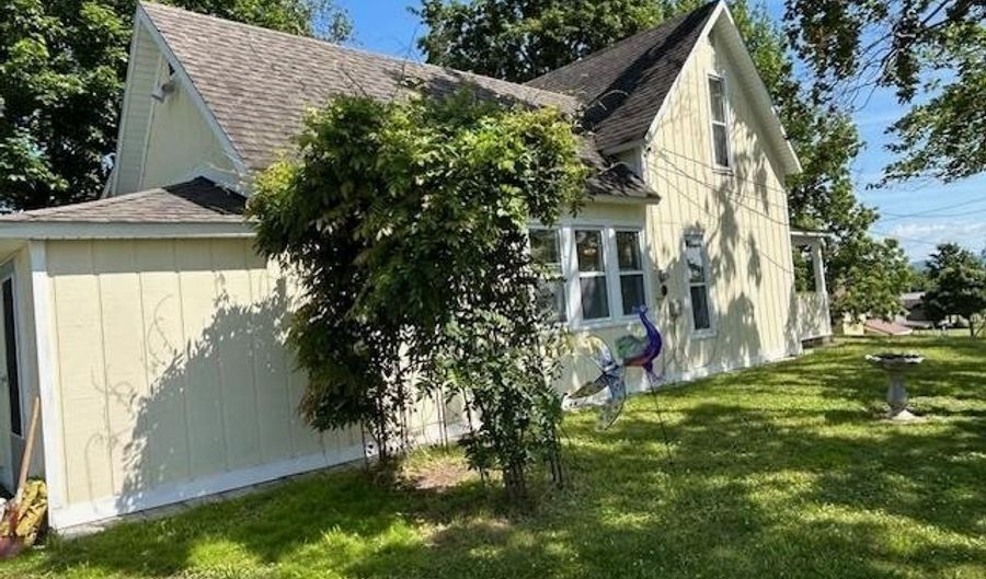 4311 HIGH, Oden, MI 49706 - 2 Beds, 1 Bath