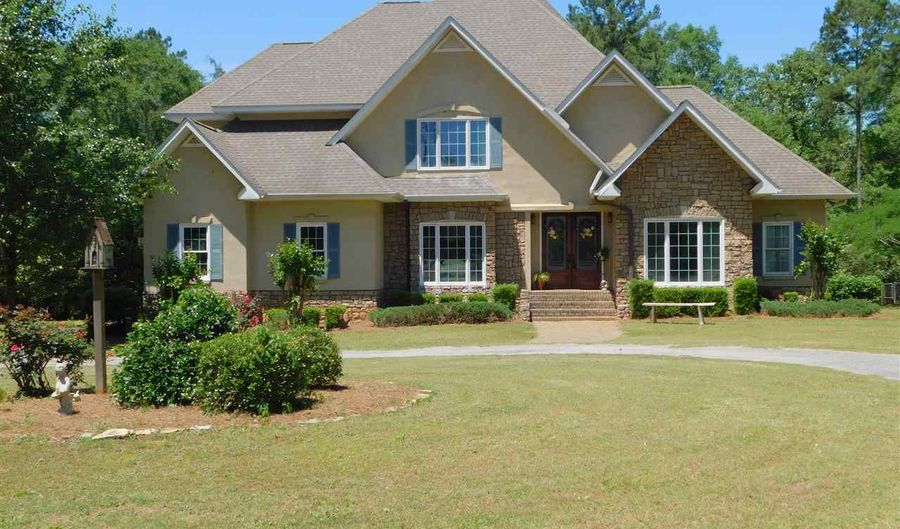 16659 Forest Hills Ln, Andalusia, AL 36420 - 4 Beds, 3 Bath