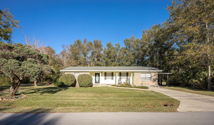 932 Camp Four Jacks Rd, Biloxi, MS 39532 - 3 Beds, 2 Bath