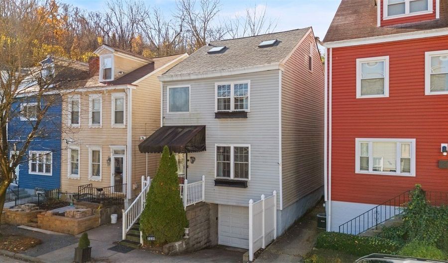 3220 Mary St, Airville, PA 15203 - 3 Beds, 4 Bath