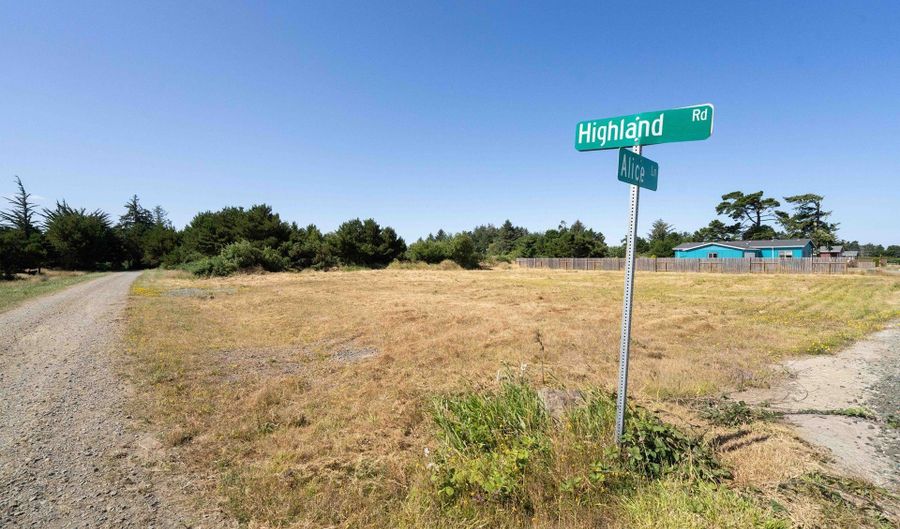 Highland, Bandon, OR 97411 - 0 Beds, 0 Bath