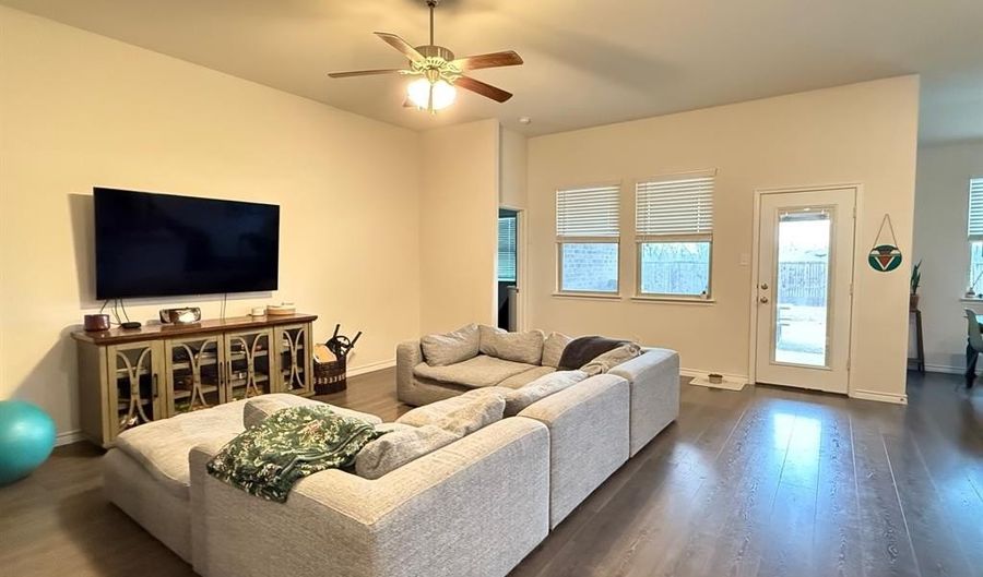 2631 Strawberry Hill Ln, Anna, TX 75409 - 4 Beds, 2 Bath