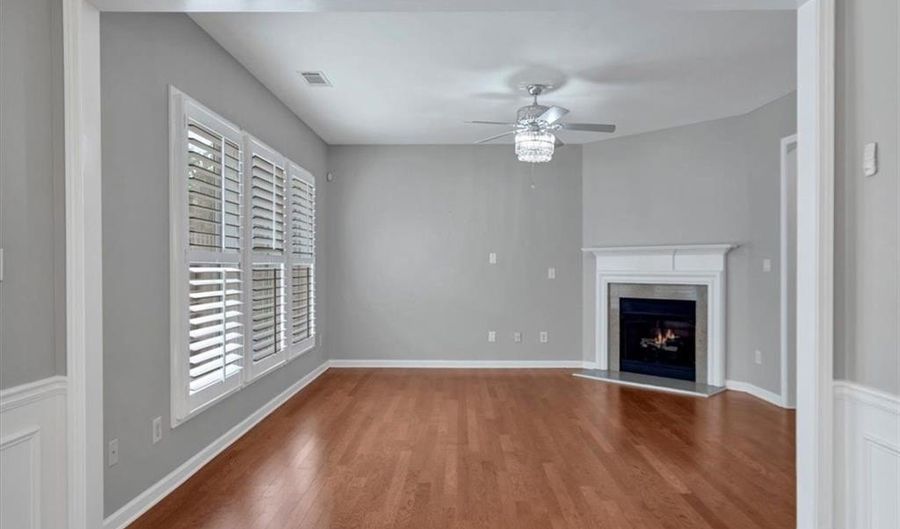 4913 BERKELEY OAK Cir, Peachtree Corners, GA 30092 - 3 Beds, 3 Bath