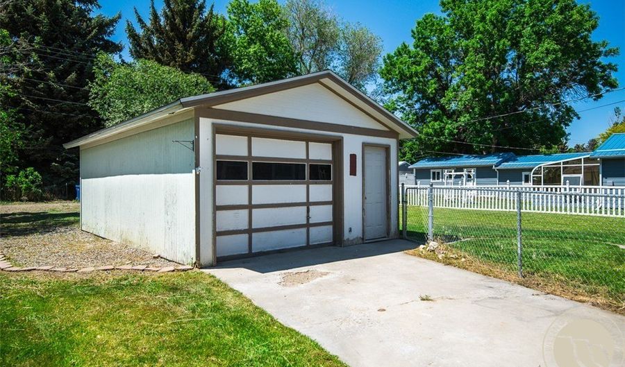 510 S 2nd St, Bridger, MT 59014 - 3 Beds, 1 Bath