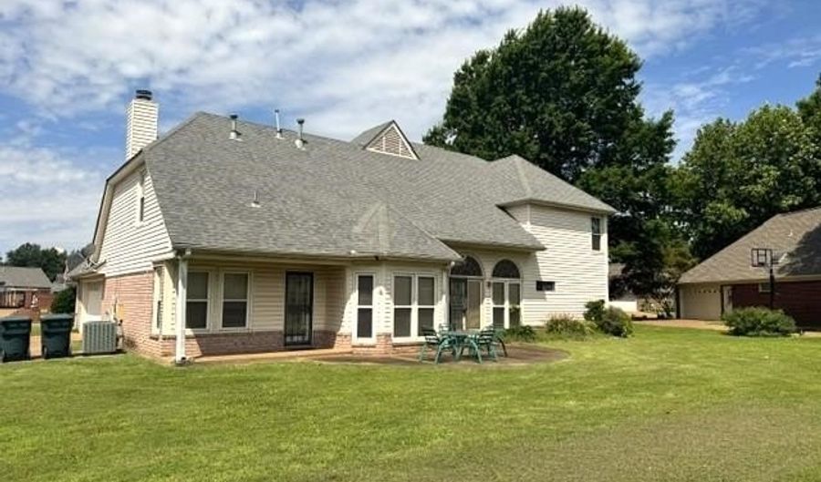 3376 SARA WOODS Dr, Bartlett, TN 38133 - 4 Beds, 3 Bath