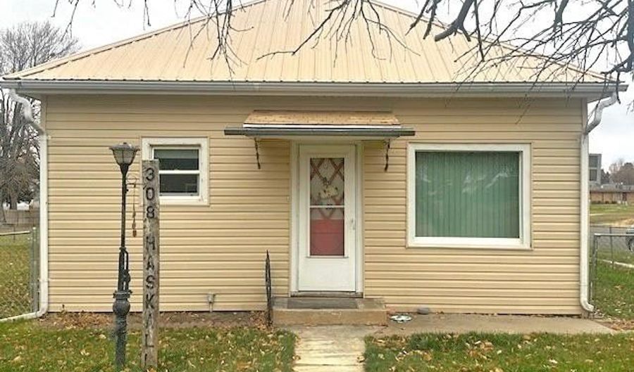 308 N Haskell St, Arnold, NE 68822 - 2 Beds, 1 Bath