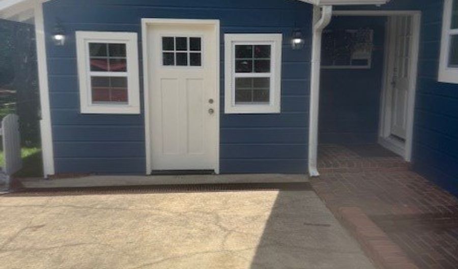 402 Storm Ave, Brookhaven, MS 39601 - 3 Beds, 2 Bath