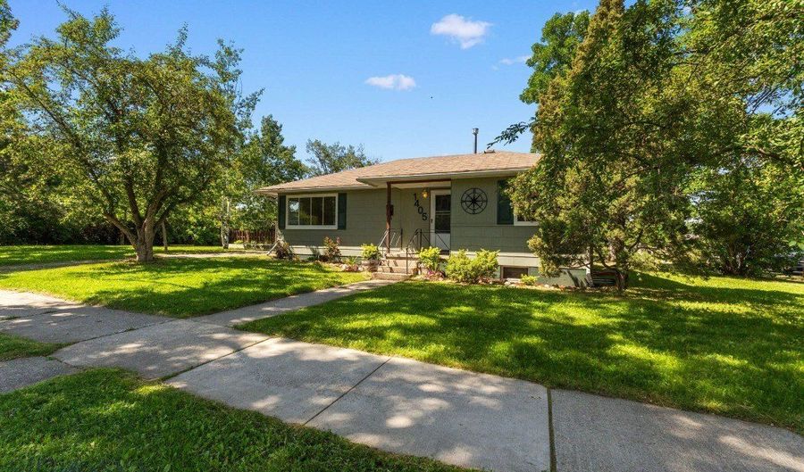 1405 W Dickerson St, Bozeman, MT 59715 - 5 Beds, 2 Bath