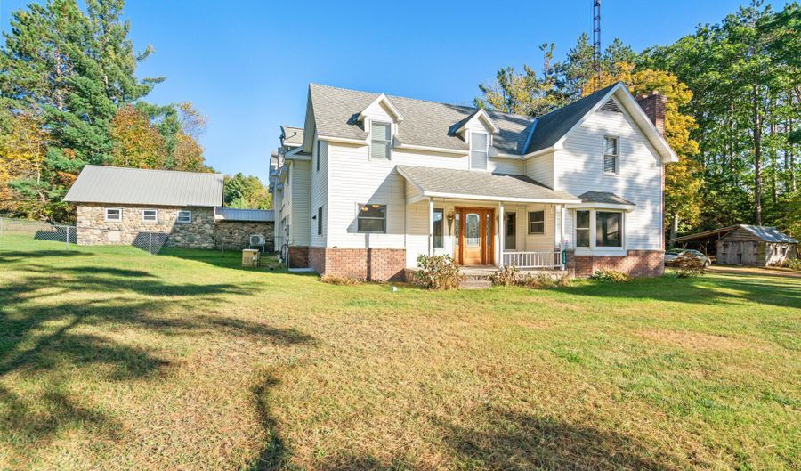 6639 REAMS Rd, Alanson, MI 49706 - 3 Beds, 3 Bath