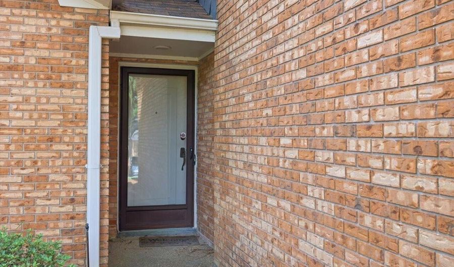 105 Longbranch Dr, Brandon, MS 39042 - 3 Beds, 3 Bath