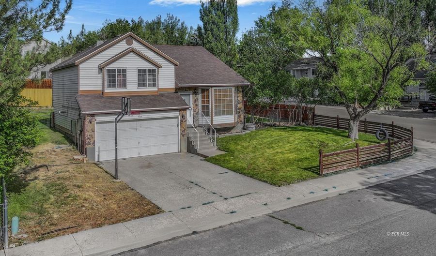 3555 Desert Plains Ave, Elko, NV 89801 - 3 Beds, 2 Bath