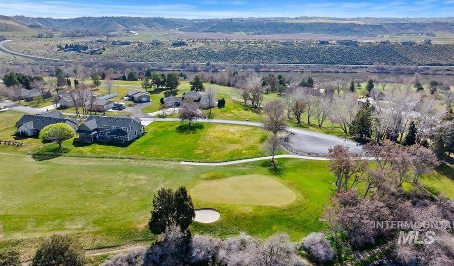 326 Clear Lake Ln, Buhl, ID 83316 - 0 Beds, 0 Bath