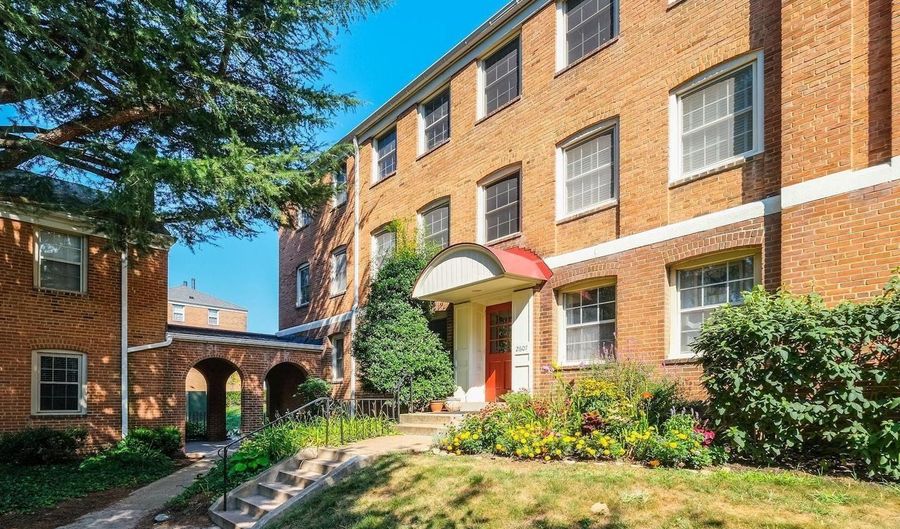 2607 ARLINGTON Blvd 101, Arlington, VA 22201 - 2 Beds, 1 Bath