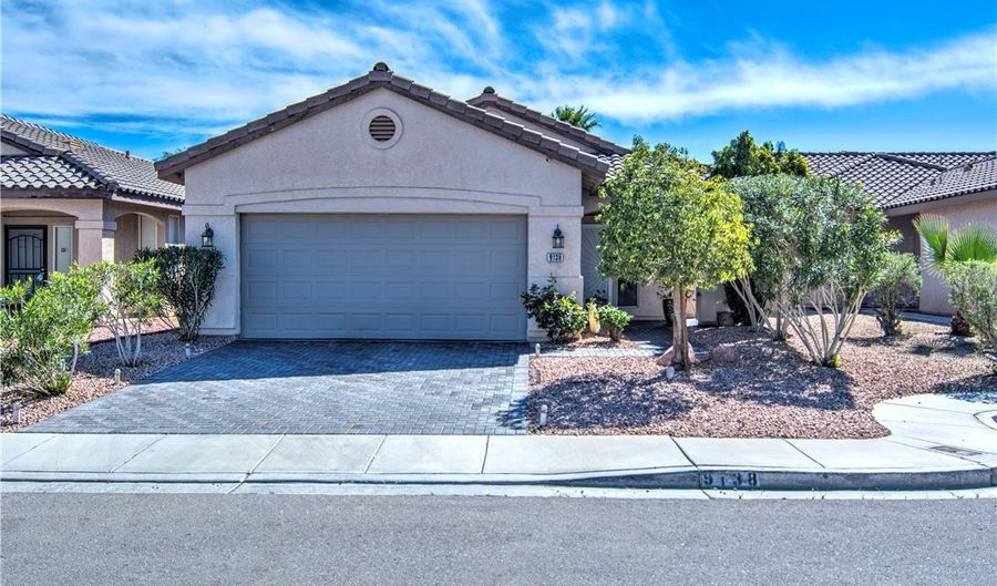 9138 Green Thicket Ct, Las Vegas, NV 89123 - 3 Beds, 2 Bath