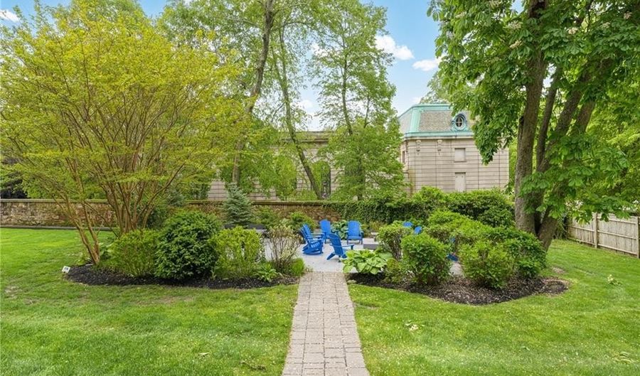 426 Spring St B101, Newport, RI 02840 - 2 Beds, 2 Bath