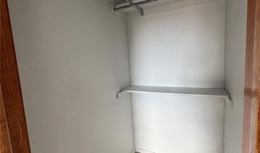 1100 N Prairie Dr, Altus, OK 73521 - 4 Beds, 3 Bath