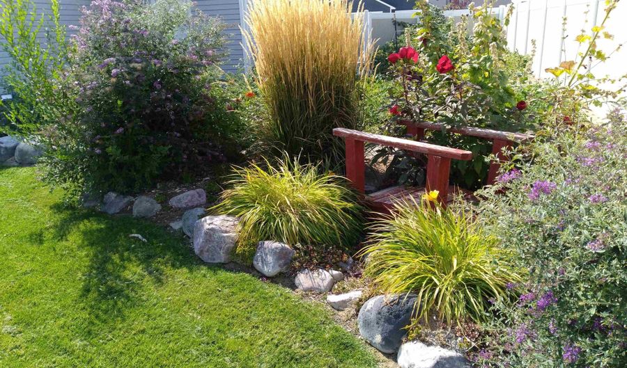 5026 Cassie Dr, Chubbuck, ID 83202 - 6 Beds, 3 Bath
