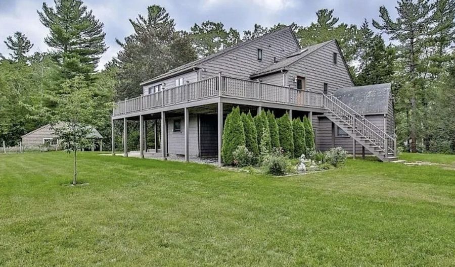 72 Long Hl 2, Bolton, MA 01740 - 3 Beds, 2 Bath