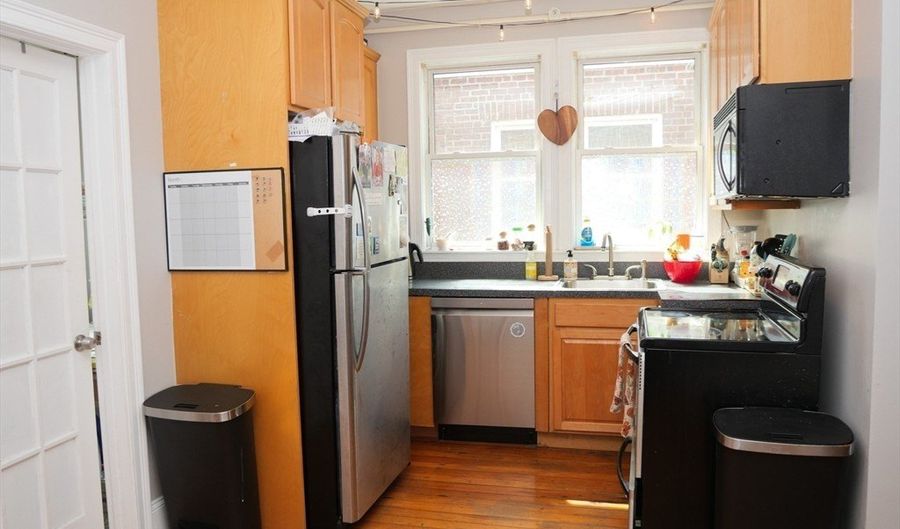 14 Chestnut Hill Ave 3, Boston, MA 02135 - 3 Beds, 2 Bath