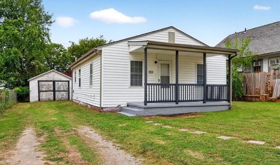 703 S Chickasaw Ave, Bartlesville, OK 74003 - 2 Beds, 1 Bath