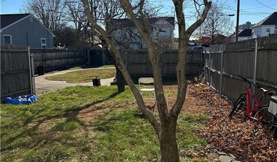 14 New Hampshire St, Cranston, RI 02920 - 4 Beds, 2 Bath