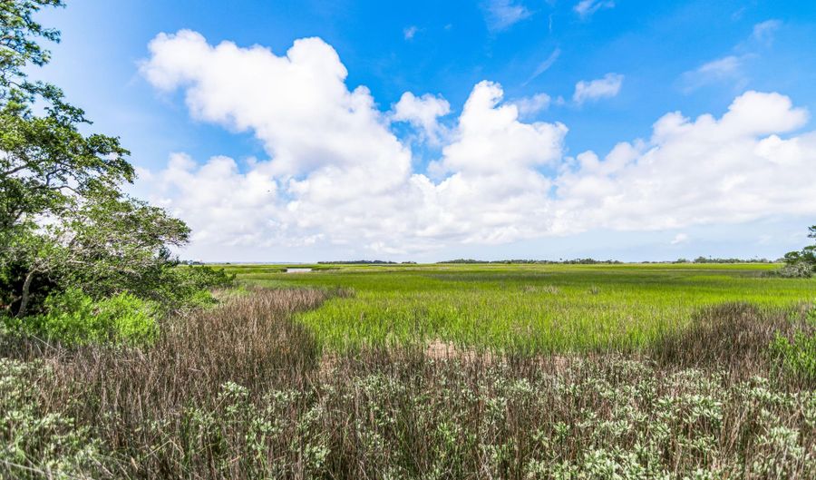 123 N Bald Head Wynd #9, Bald Head Island, NC 28461 - 4 Beds, 4 Bath