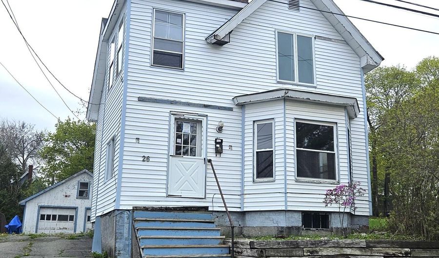 26 Walter St, Bangor, ME 04401 - 5 Beds, 2 Bath