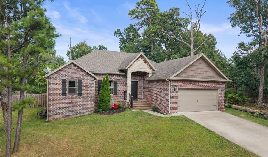 10 Wendron Ln, Bella Vista, AR 72714 - 3 Beds, 2 Bath