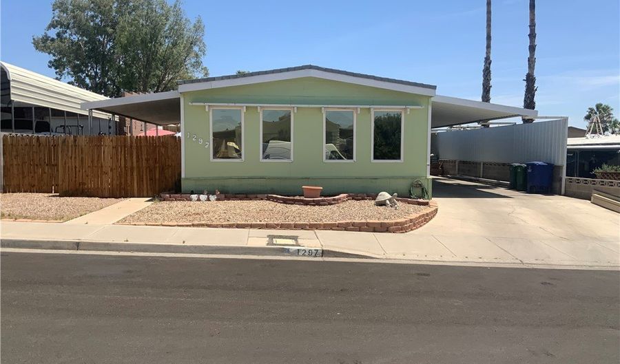 1297 Shenandoah St, Boulder City, NV 89005 - 2 Beds, 2 Bath