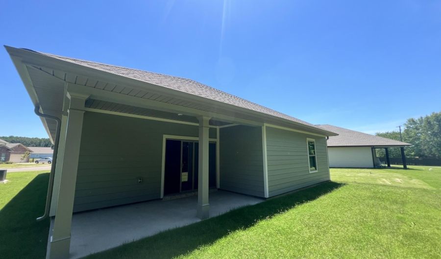 15573 Ruthie Lynn Dr, Athens, AL 35613 - 4 Beds, 3 Bath