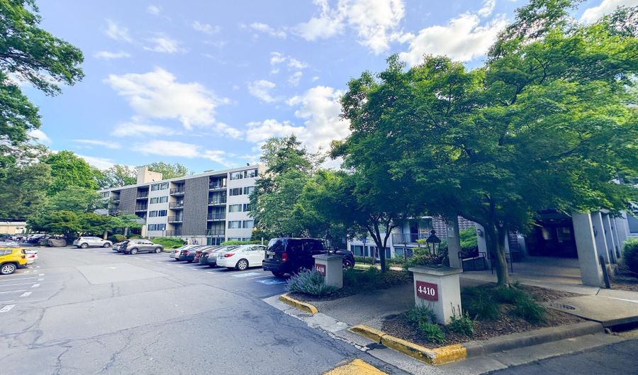 4410 BRIARWOOD Ct N 25, Annandale, VA 22003 - 2 Beds, 1 Bath