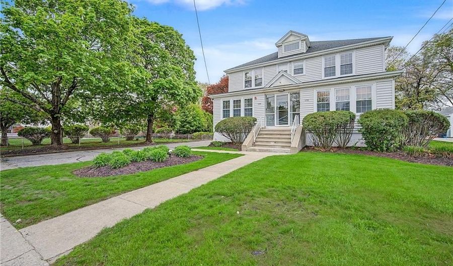 3288 Mendon Rd, Cumberland, RI 02864 - 6 Beds, 3 Bath