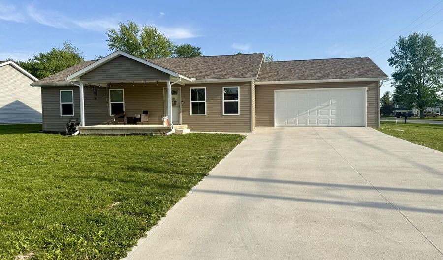 210 N Pike St, Anna, OH 45302 - 3 Beds, 2 Bath