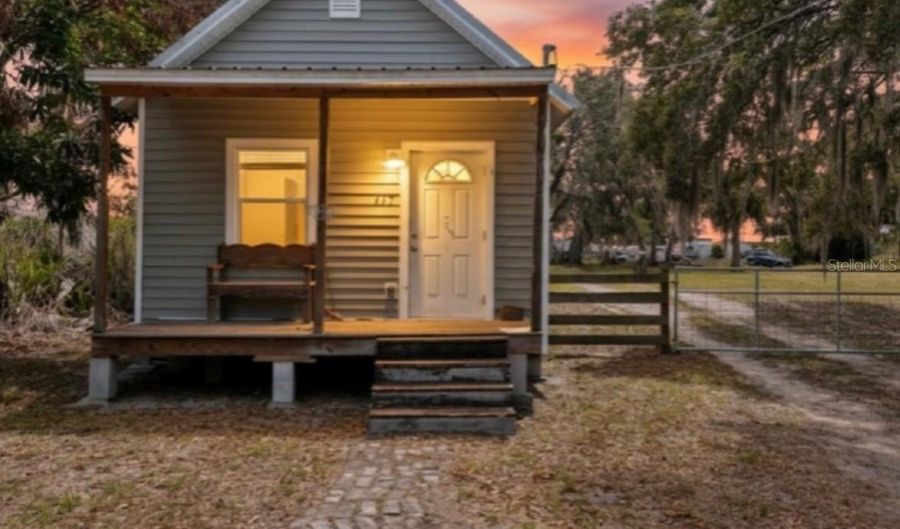 117 S MANATEE Ave, Arcadia, FL 34266 - 1 Beds, 1 Bath