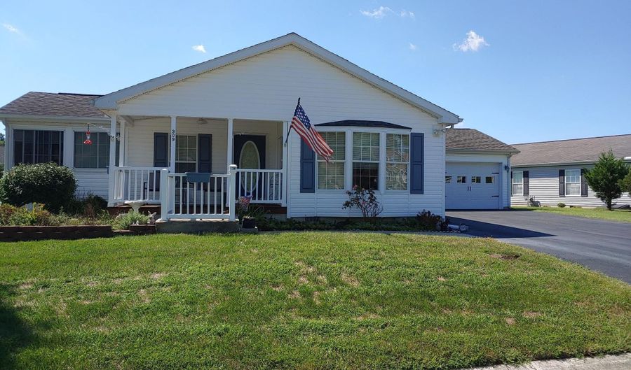 309 PERSIMMON Cir W 309, Dover, DE 19901 - 2 Beds, 2 Bath
