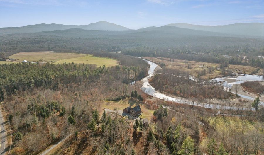 237 River Rd, Avon, ME 04966 - 9 Beds, 4 Bath